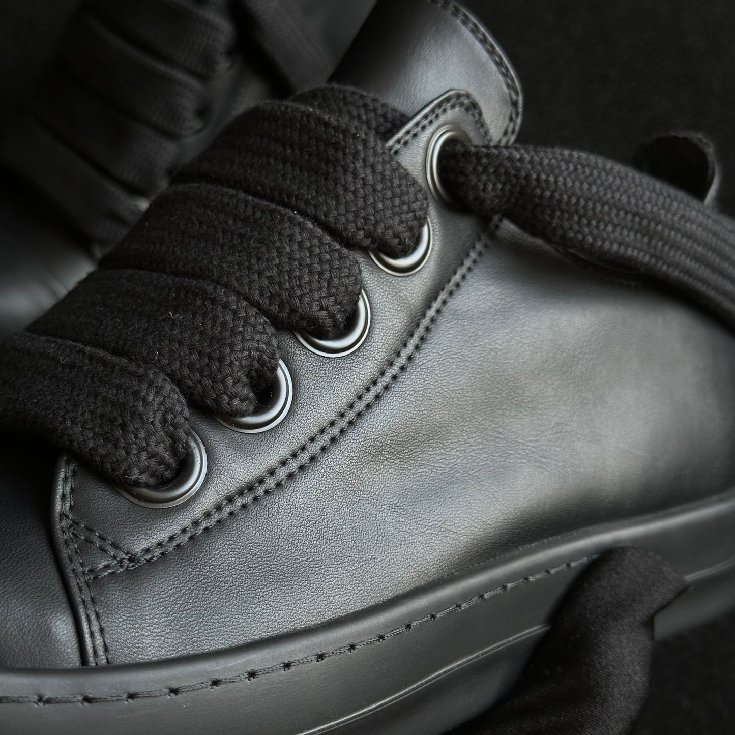 Rick Owens Jumbo Lace Low Sneakers