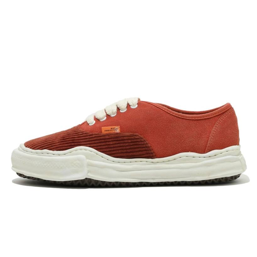 MADNESS X MAISON MIHARA YASUHIRO Sneakers