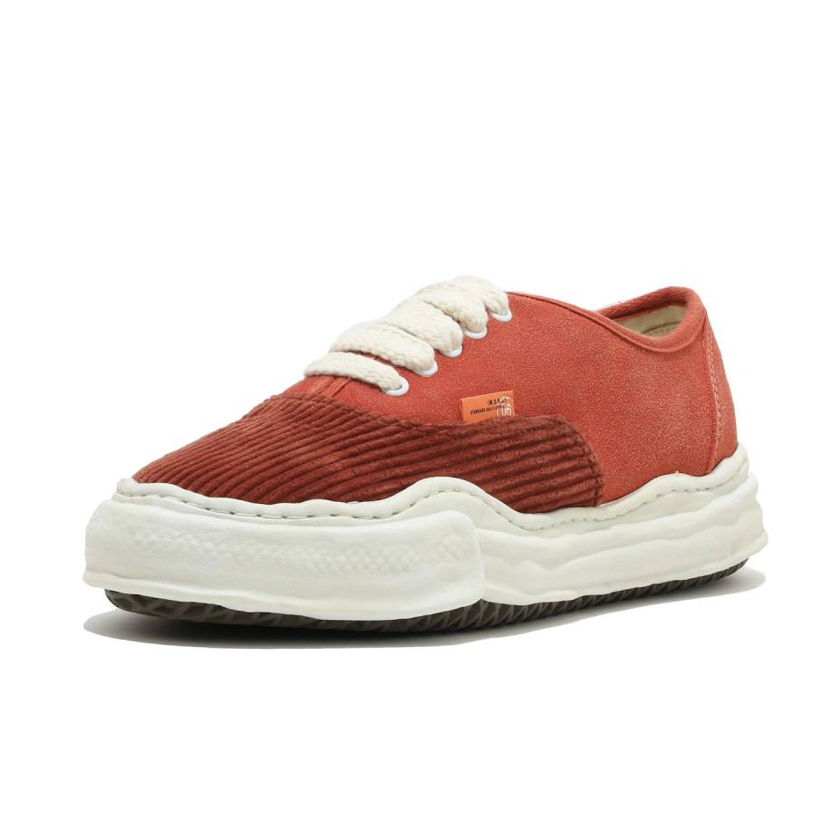 MADNESS X MAISON MIHARA YASUHIRO Sneakers