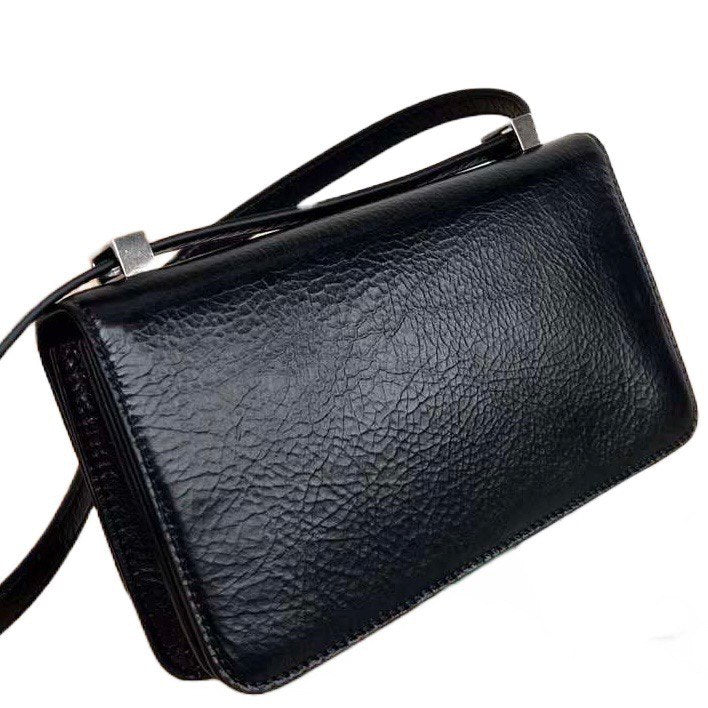 BOTTEGA VENETA Leather Handbag In Black In Small Size