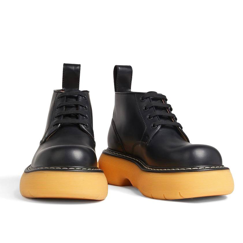 BOTTEGA VENETA The Bounce Black Leather Boots