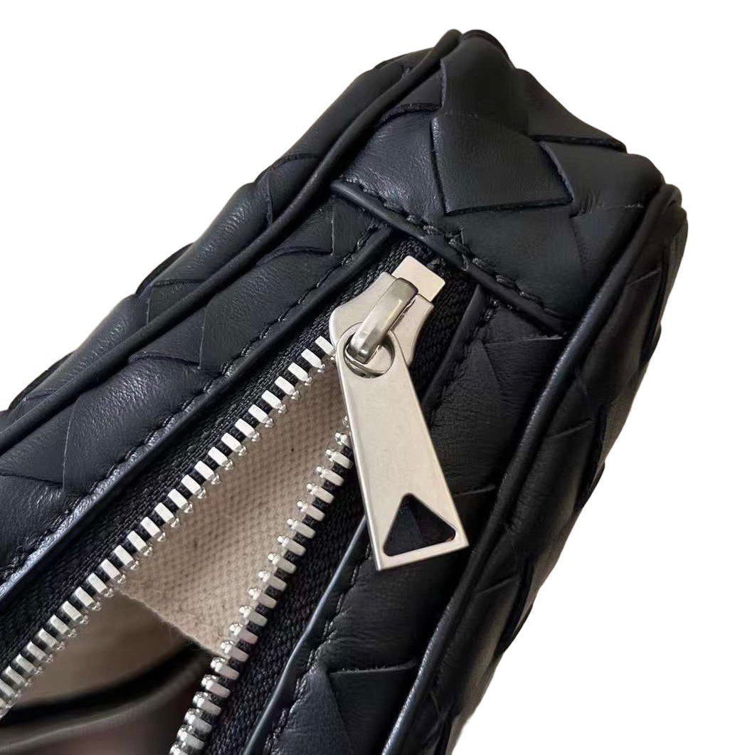 BOTTEGA VENETA Intrecciato Small Organizer
