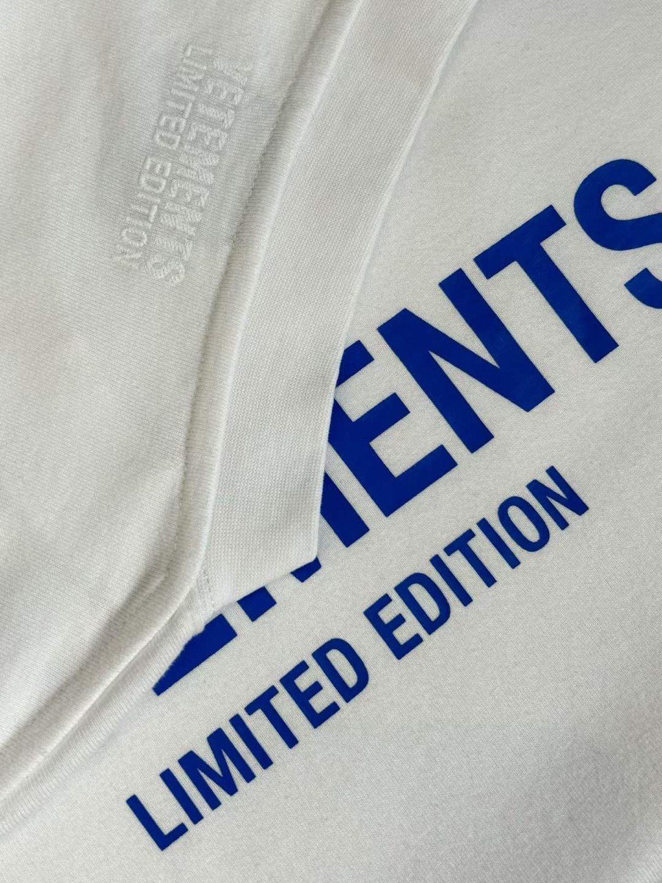 VETEMENTS White Logo-print Cotton T-shirt