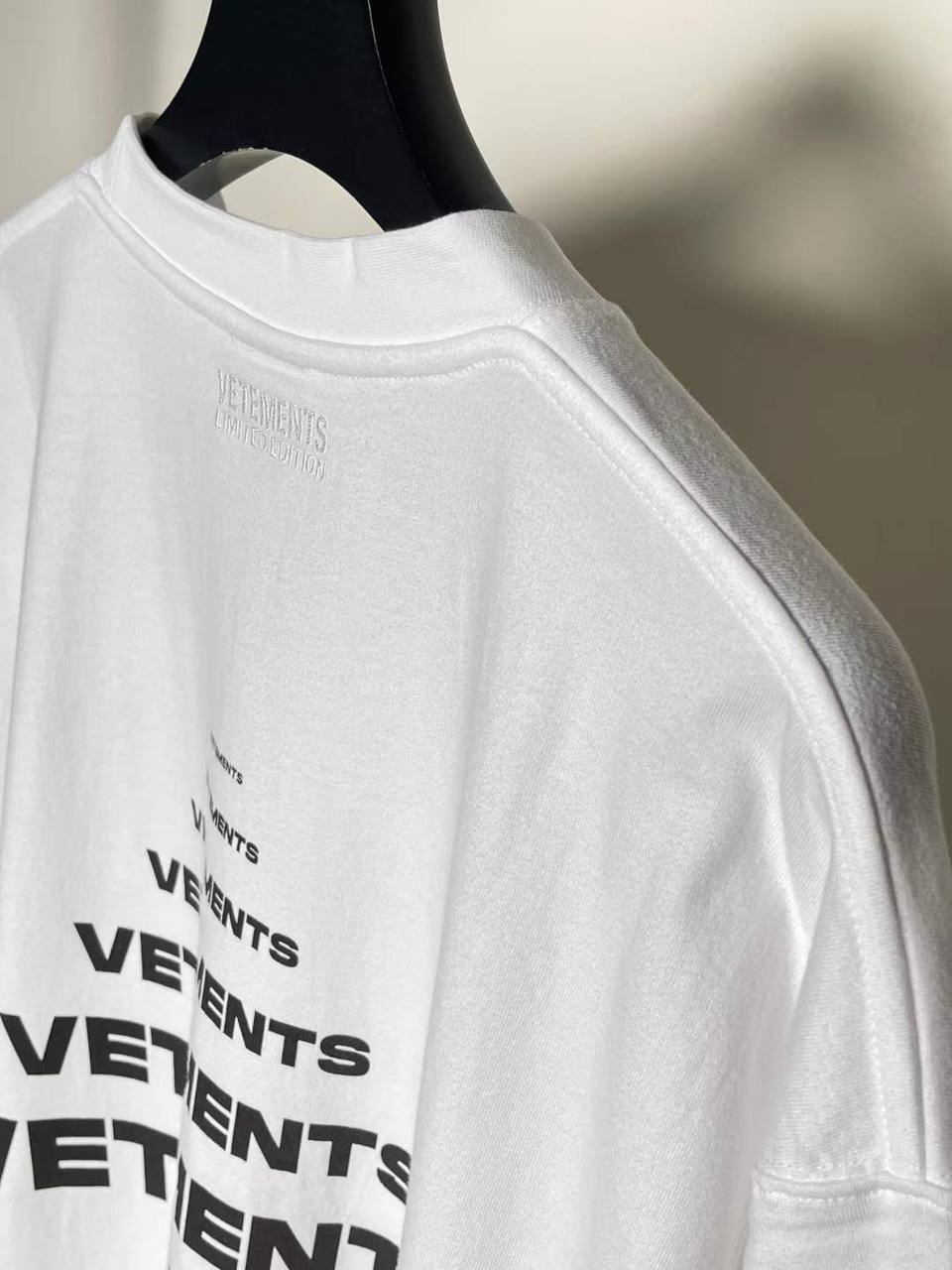 VETEMENTS Logo-Print White Cotton T-shirt