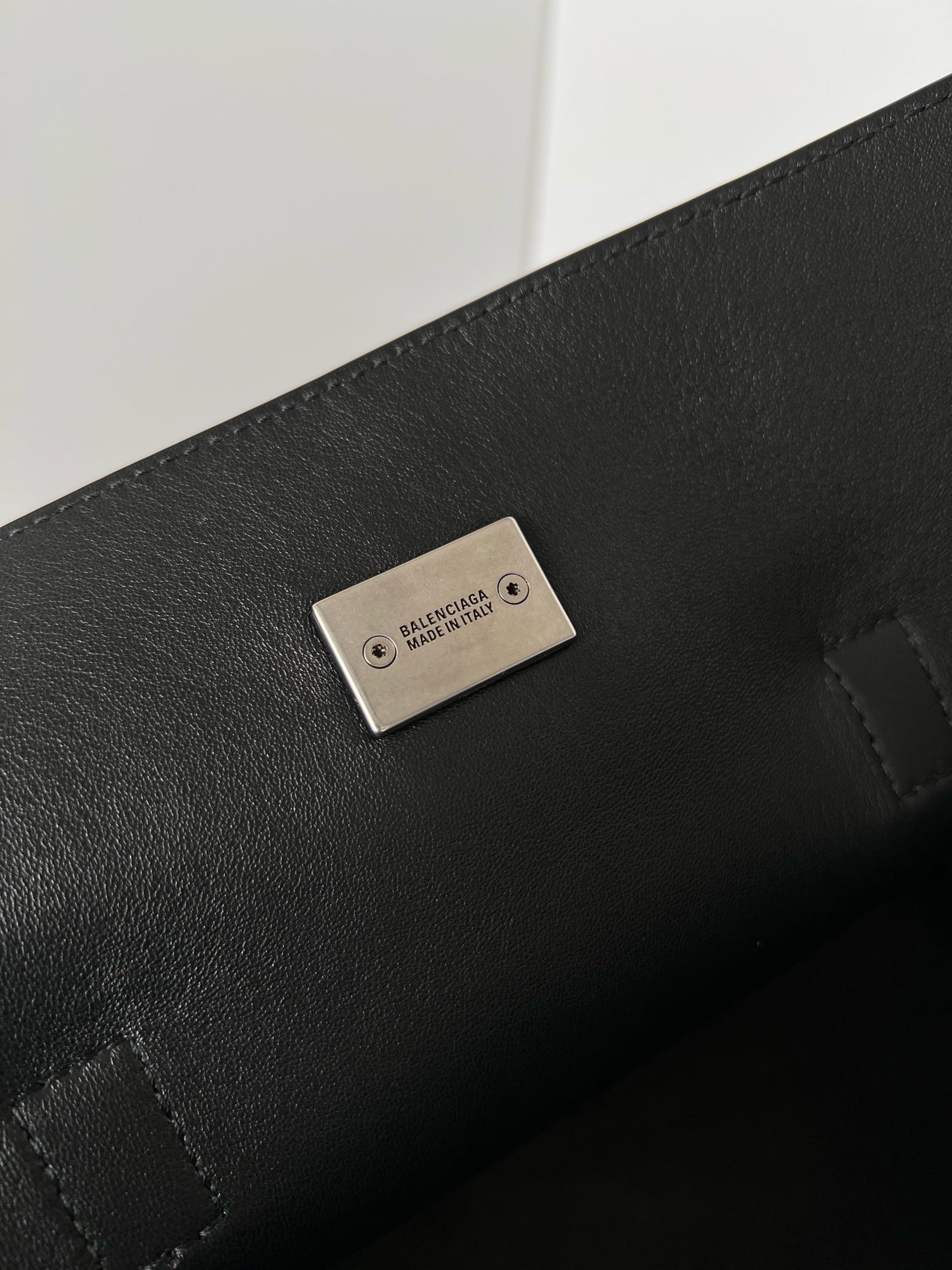 Balenciaga Bel Air Medium Carry All Bag