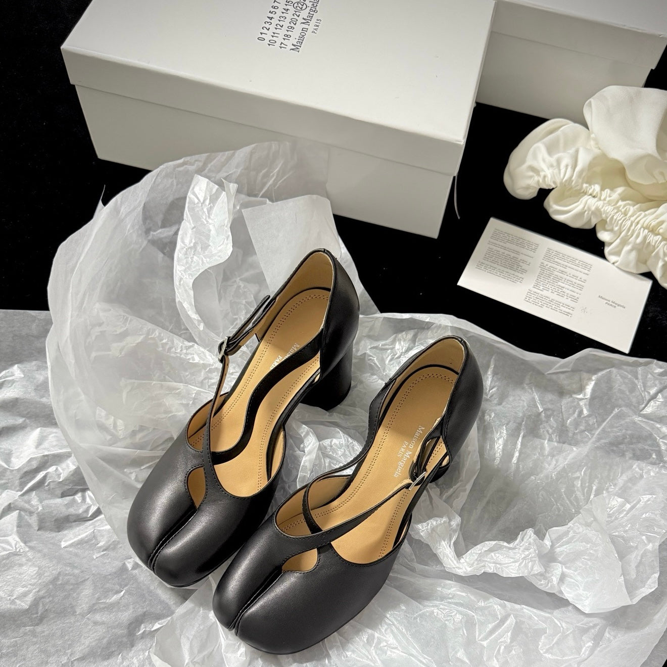 Maison Margiela Tabi Straps Pumps
