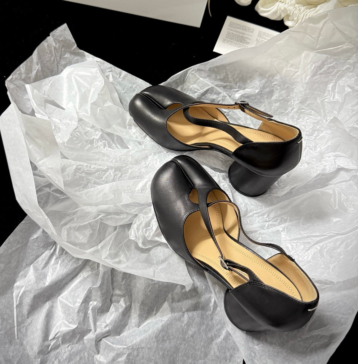 Maison Margiela Tabi Straps Pumps