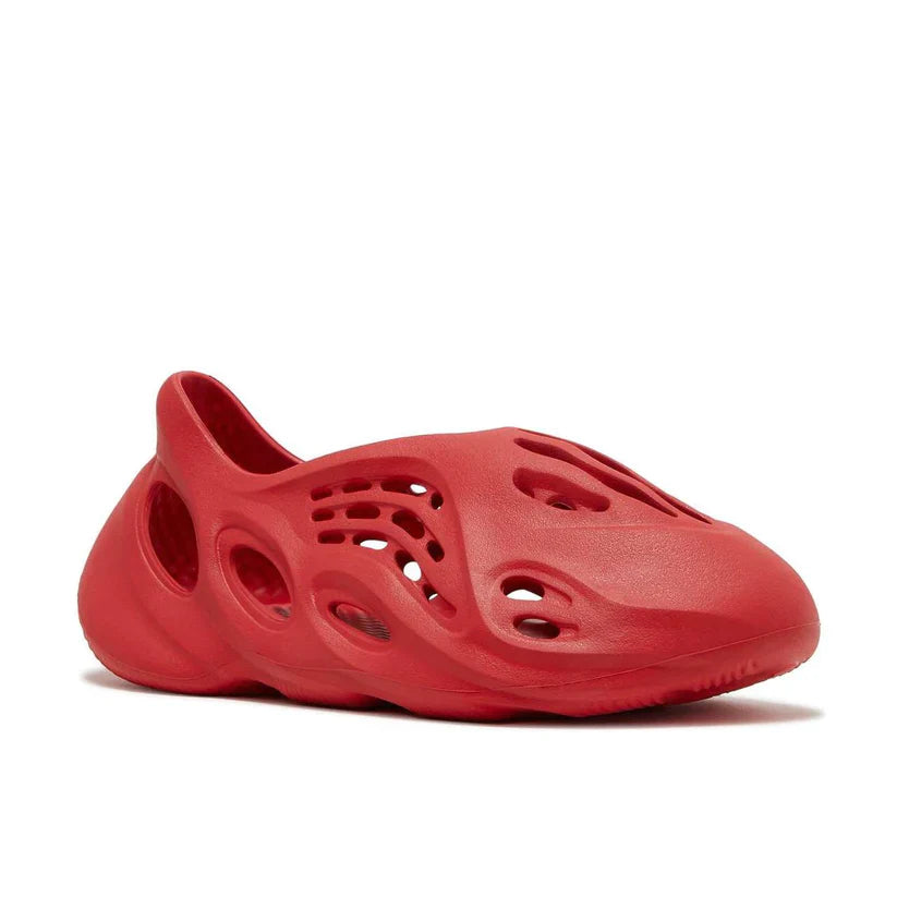 YEEZY FOAM RUNNER 'VERMILON'